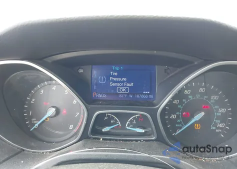 2013 Ford Focus Se z USA, uszkodzony, nr VIN 1FADP3K23DL247701